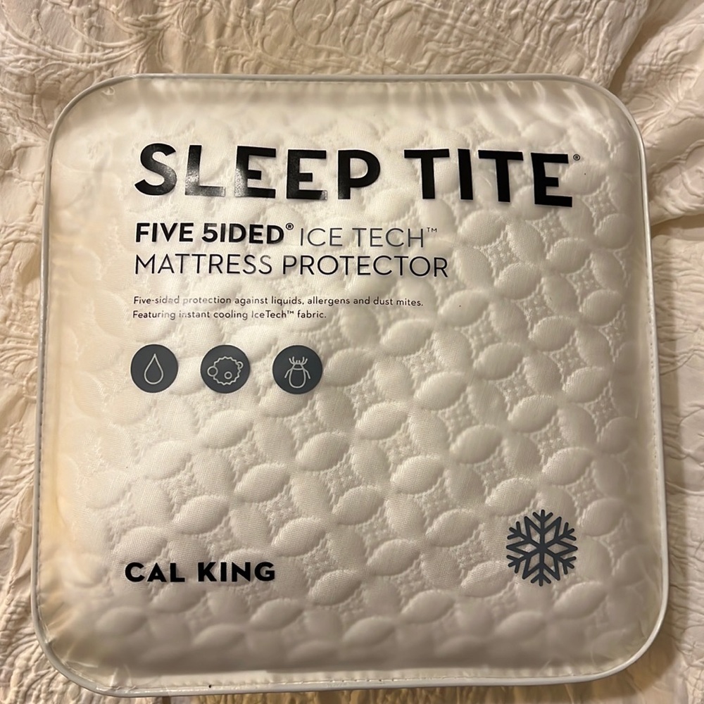 Malouf Sleep Tite 5 sided ice tech mattress protector NEW!
